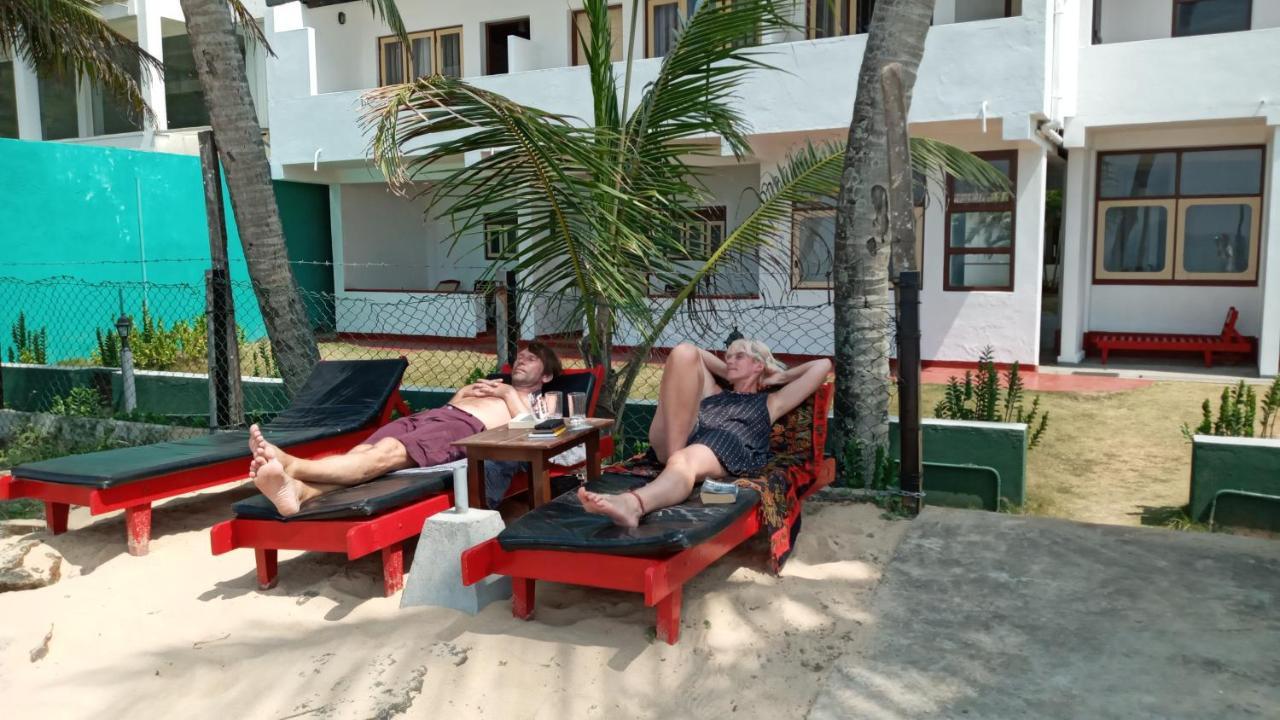 New Seaside Inn Hikkaduwa Eksteriør billede